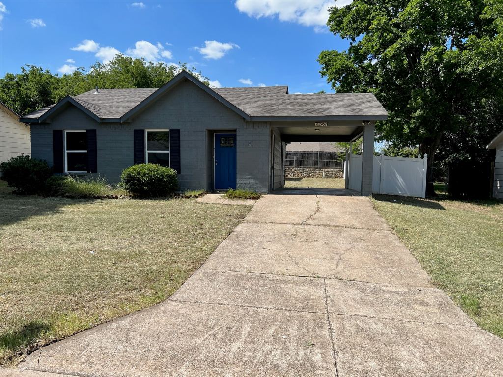 2457 Sweetwood Drive, Fort Worth, TX 76131 — photo 1