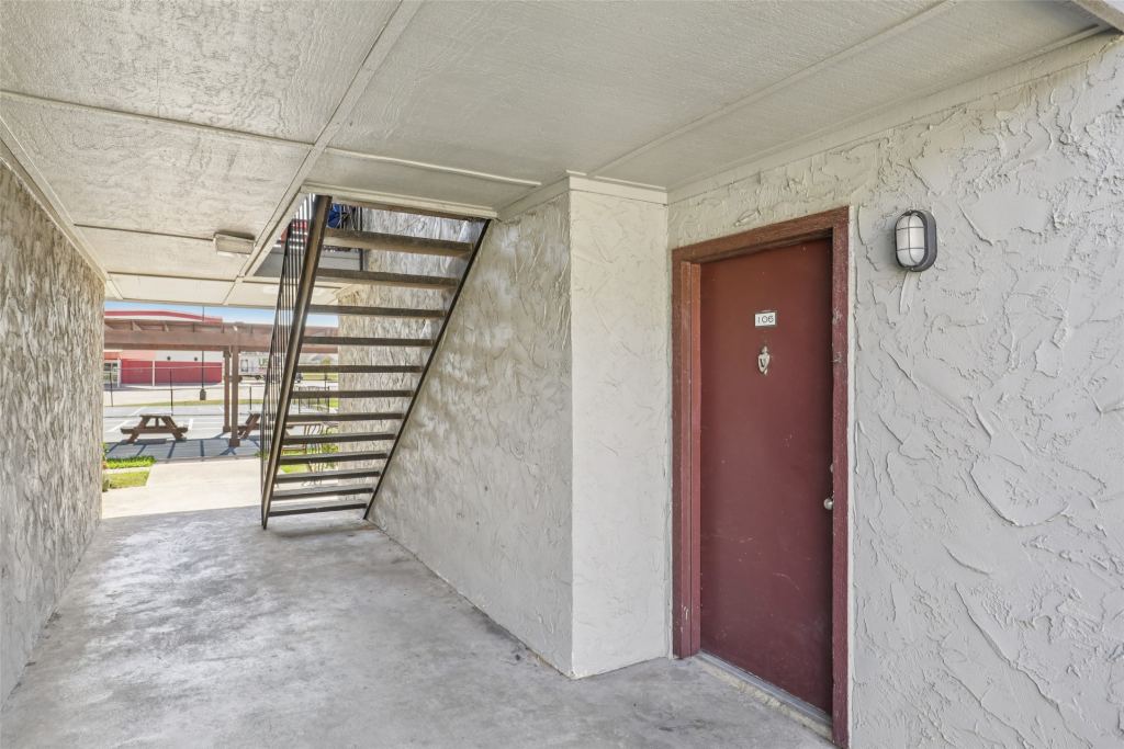 1910 Joe Ramsey Boulevard E, Greenville, TX 75401 — photo 1