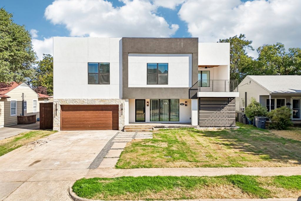 3889 Davila Drive, Dallas, TX 75220 — photo 1