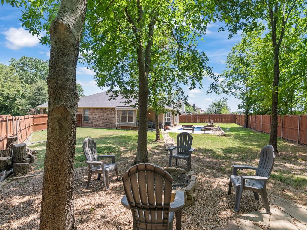 1700 Fairway Drive, Sherman, TX 75090 — photo 1