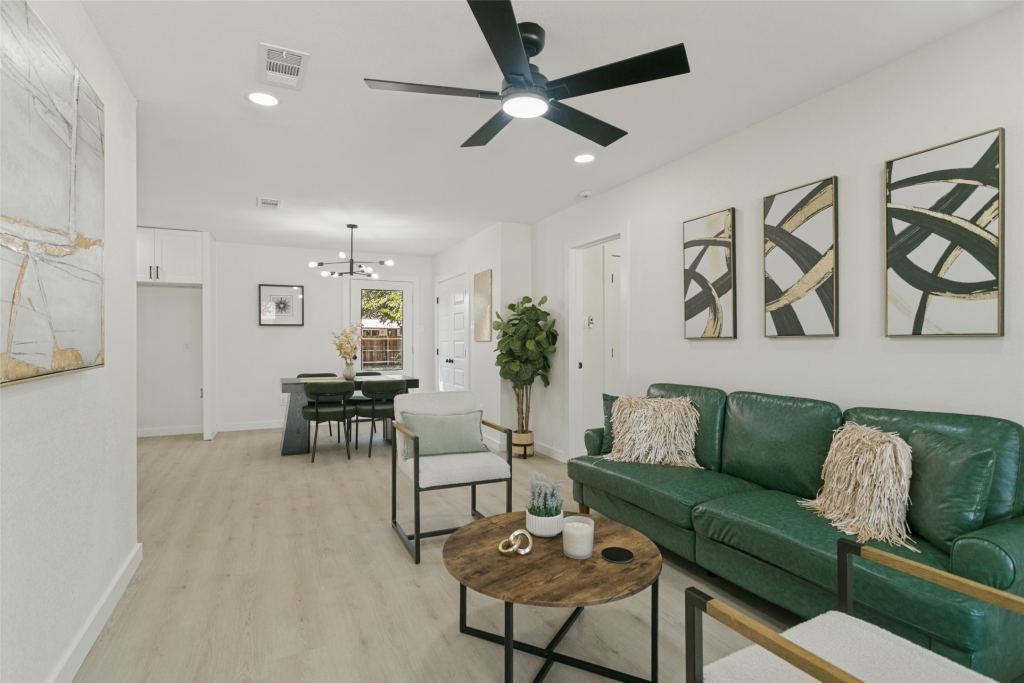 2812 E 15th Street, Plano, TX 75074 — photo 1
