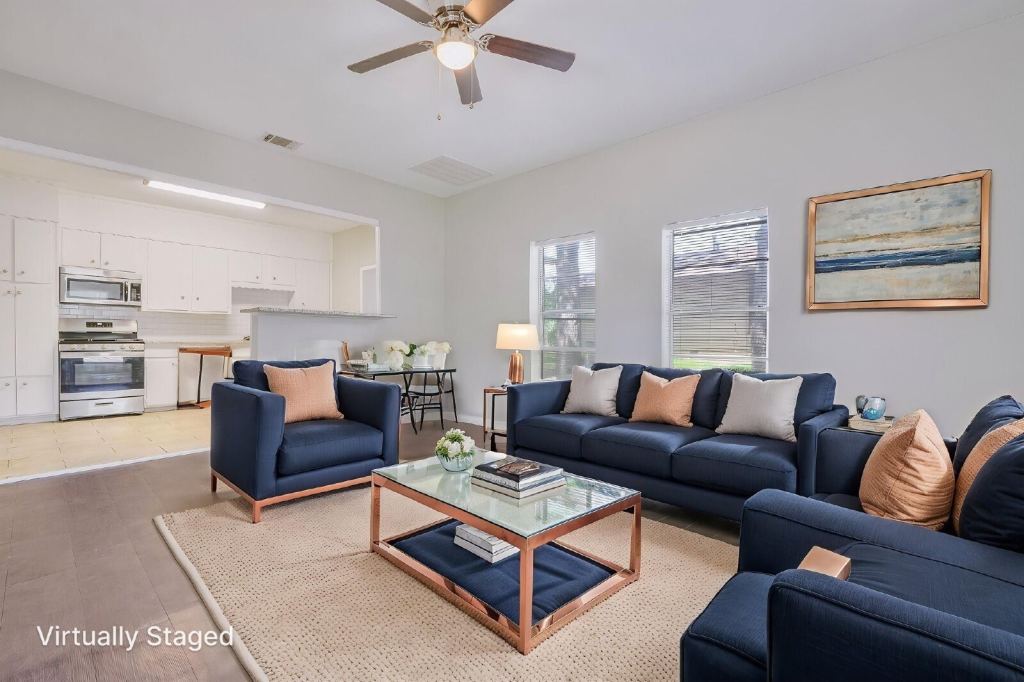 107 Windsor Court, Weatherford, TX 76086 — photo 1