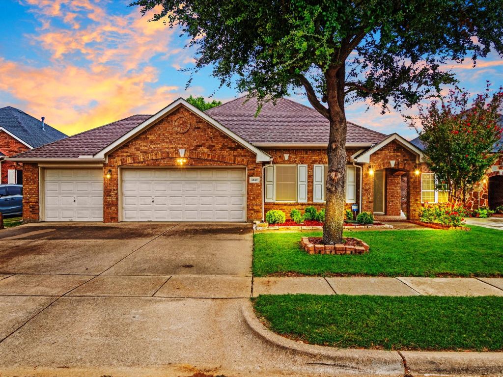 5440 Lavaca Road, Grand Prairie, TX 75052 — photo 1
