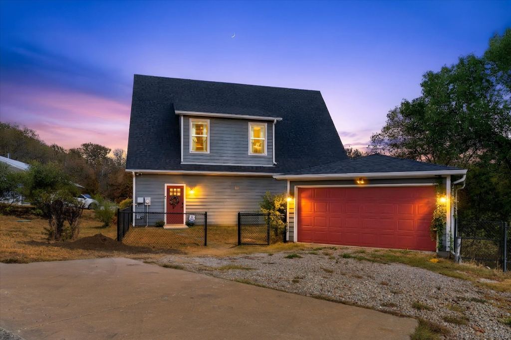 3910 Pocahontas Drive, Flower Mound, TX 75022 — photo 1