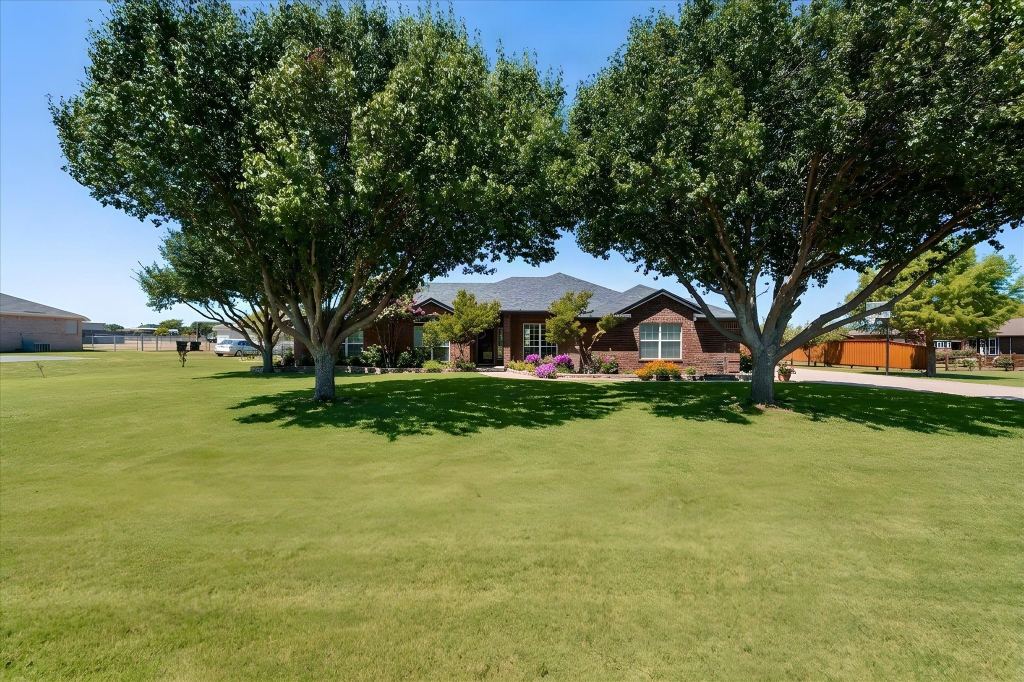 11005 Flores Trail, Crowley, TX 76036 — photo 1
