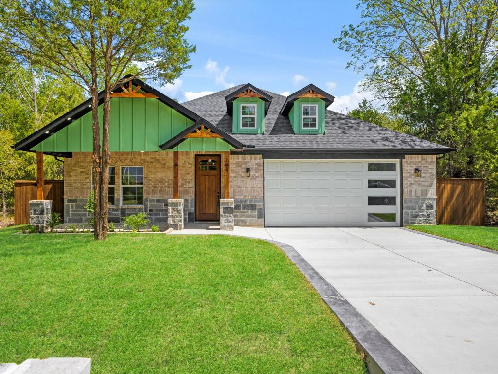 104 Parkside Drive, Trinidad, TX 75163 — photo 1