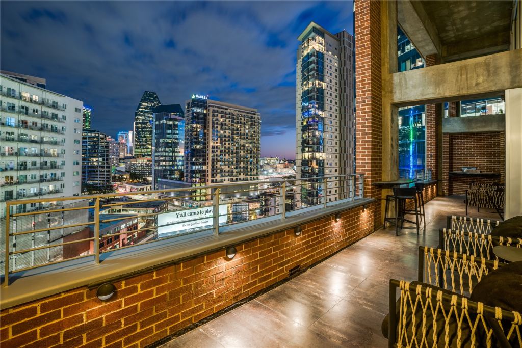 2011 Cedar Springs Road 606, Dallas, TX 75201 — photo 1