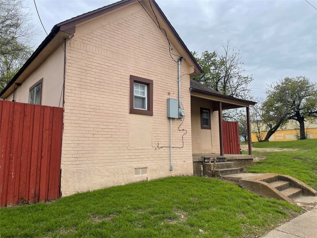 1208 E 8th Street, Dallas, TX 75203 — photo 1