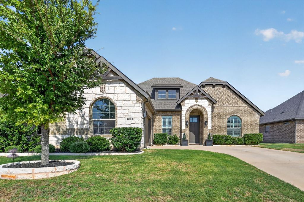 1070 Mickelson Drive, Granbury, TX 76048 — photo 1