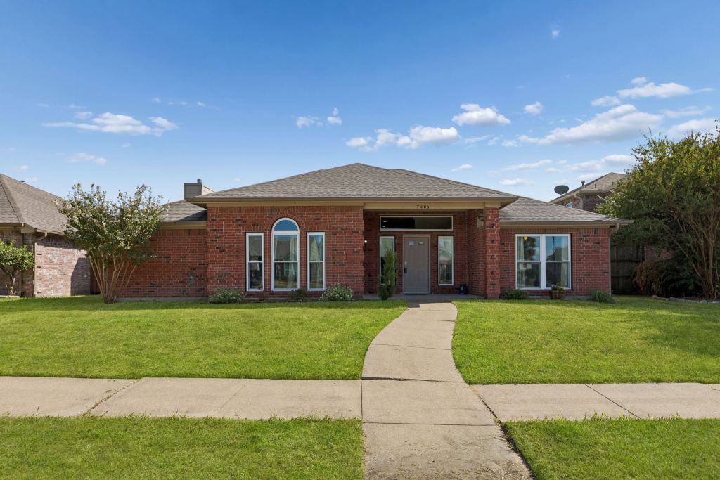 7406 Bayview Drive, Rowlett, TX 75088 — photo 1