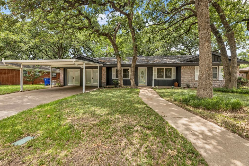 204 Juniper Street, Mansfield, TX 76063 — photo 1