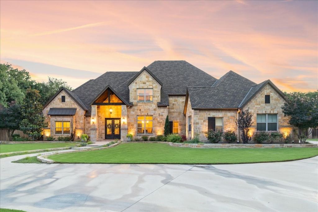 915 Timber Creek Drive, Stephenville, TX 76401 — photo 1