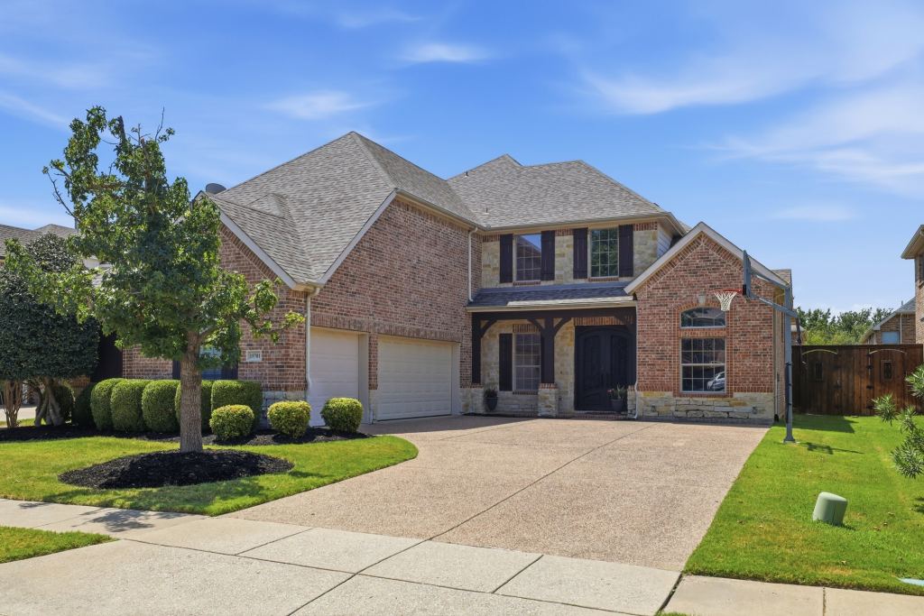 15701 Crown Cove Lane