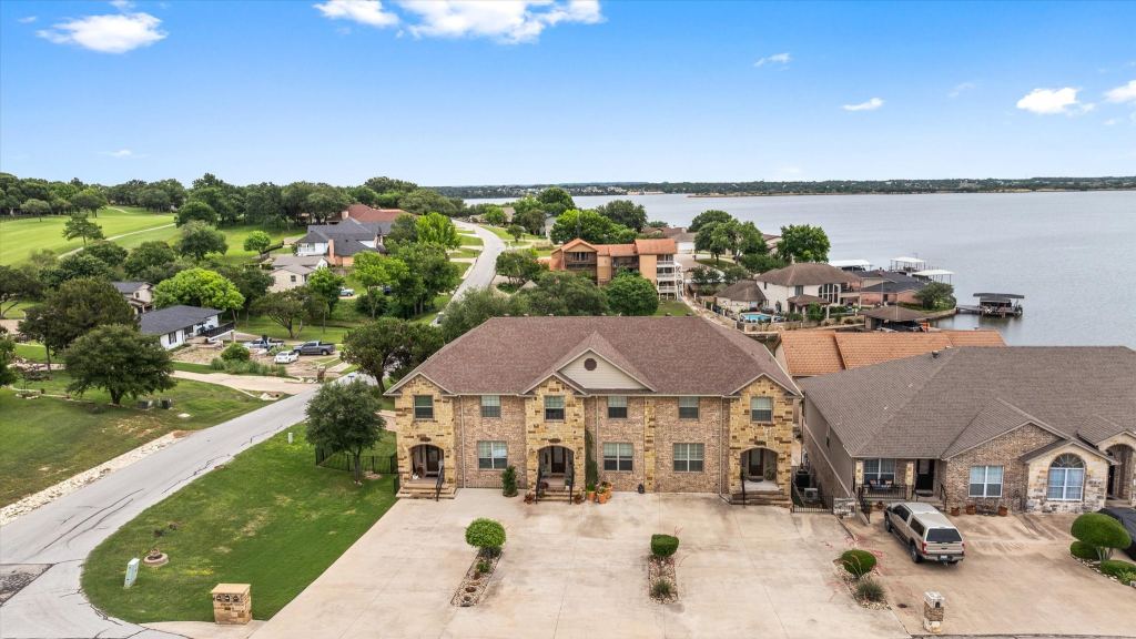 5250 Country Club Drive Q, Granbury, TX 76049 — photo 1