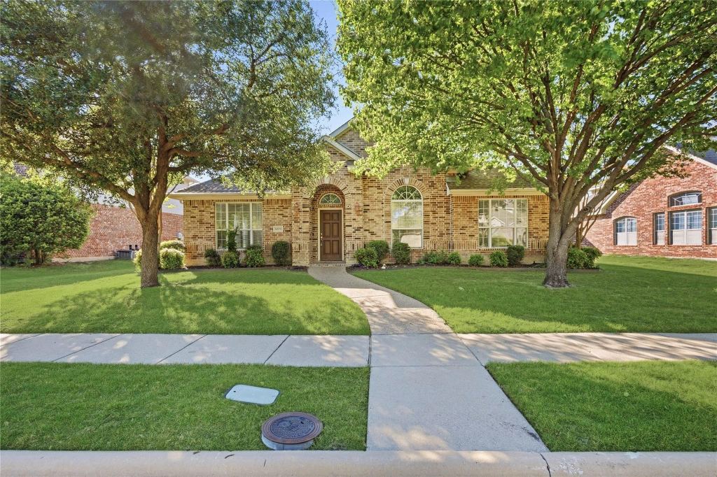 1009 Muir Woods Drive, Allen, TX 75002 — photo 1