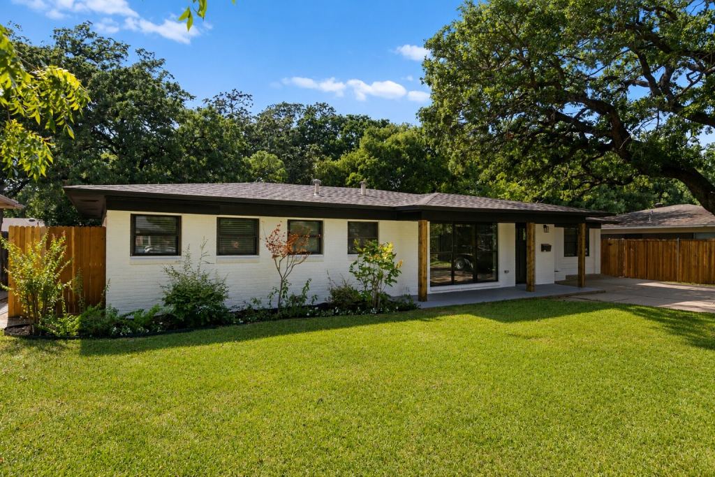 1008 Ross Trail, Arlington, TX 76012 — photo 1