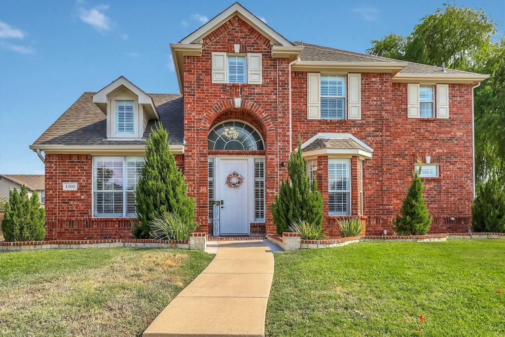 1500 Bastrop Drive, Carrollton, TX 75010 — photo 1