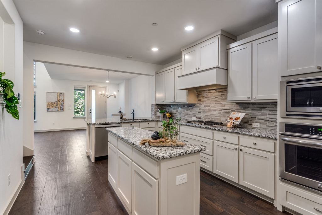 1423 Lamb Drive, Plano, TX 75075 — photo 1