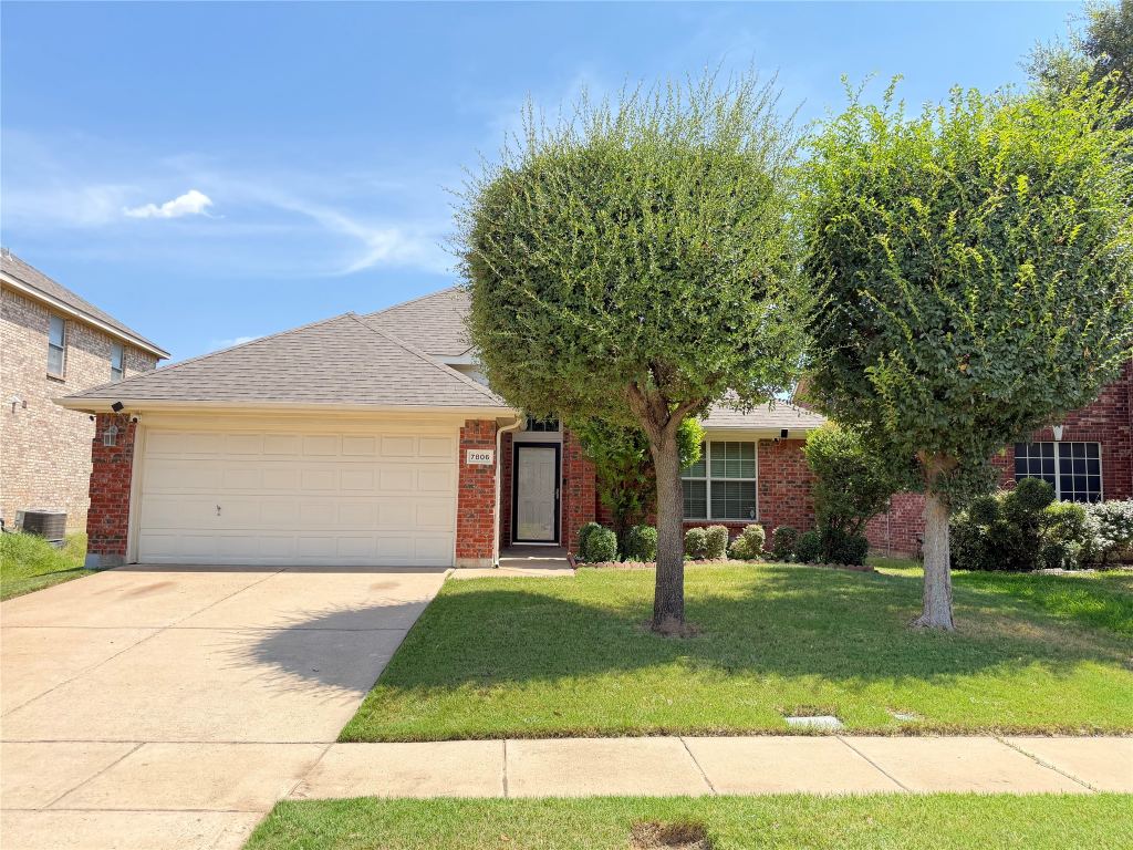 7806 Quiet Waters Drive, Arlington, TX 76016 — photo 1