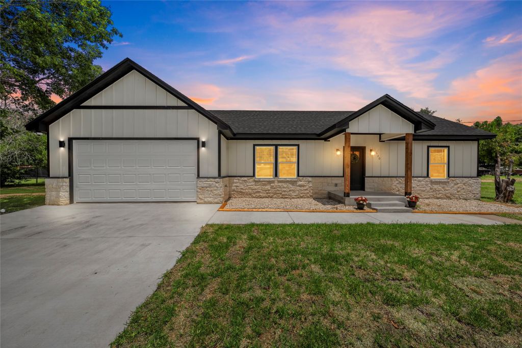 1630 Egan Lane, Waco, TX 76705 — photo 1