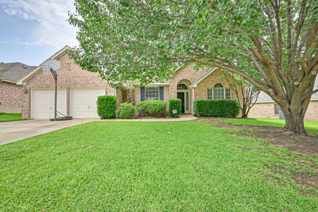 2017 Perry Drive, Mansfield, TX 76063 — photo 1