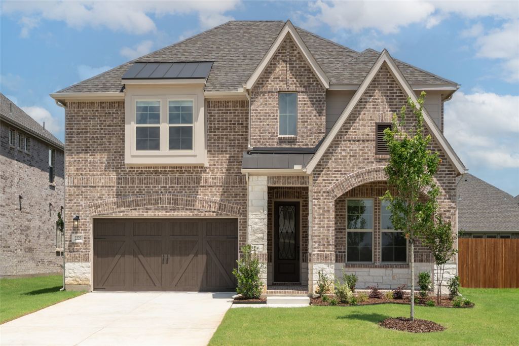 2225 Valencia Drive, Little Elm, TX 75068 — photo 1