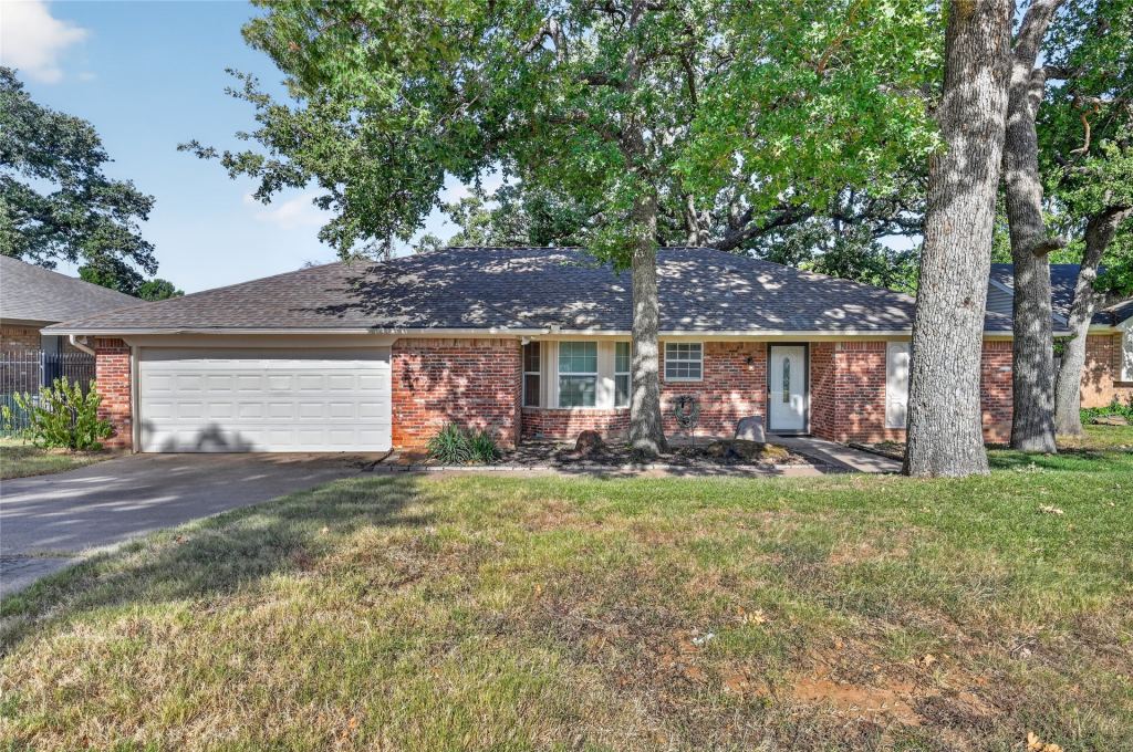 7217 Timberlane Drive, North Richland Hills, TX 76182 — photo 1