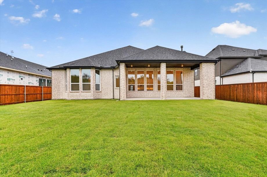 2051 Benedetto Way, McLendon Chisholm, TX 75032 — photo 1