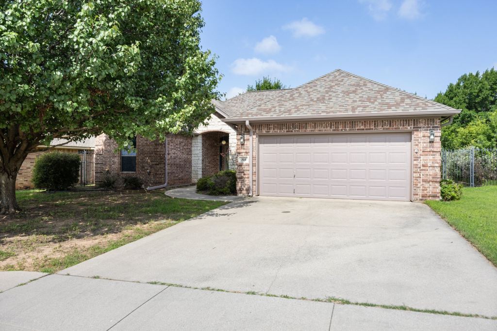 304 Jade Lane