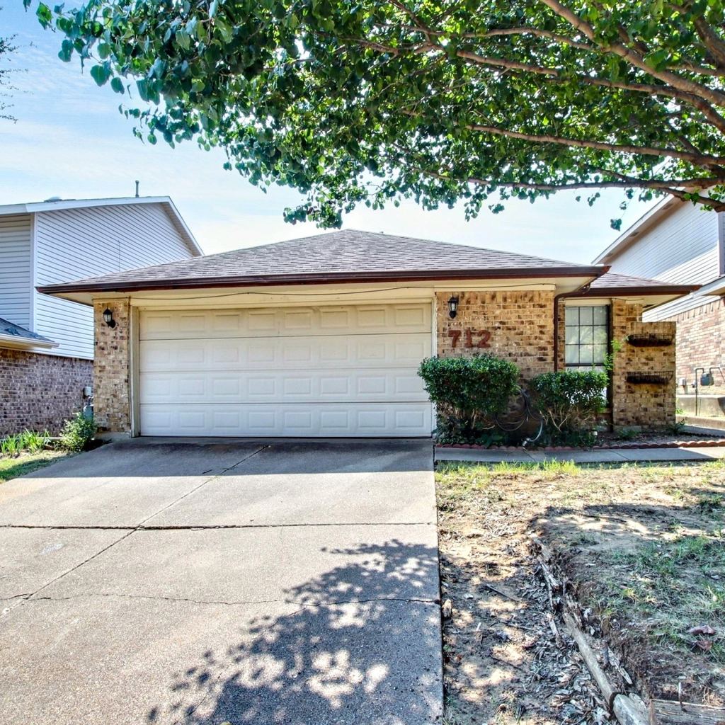 712 Via Miramonte, Mesquite, TX 75150 — photo 1