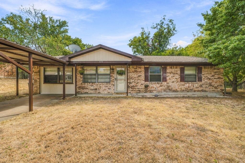 525 Vine Street, Weatherford, TX 76086 — photo 1