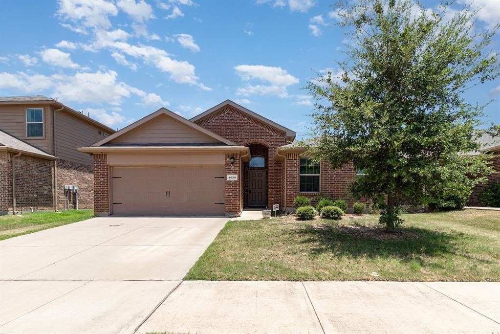 1629 Milledge Road, Fort Worth, TX 76120 — photo 1