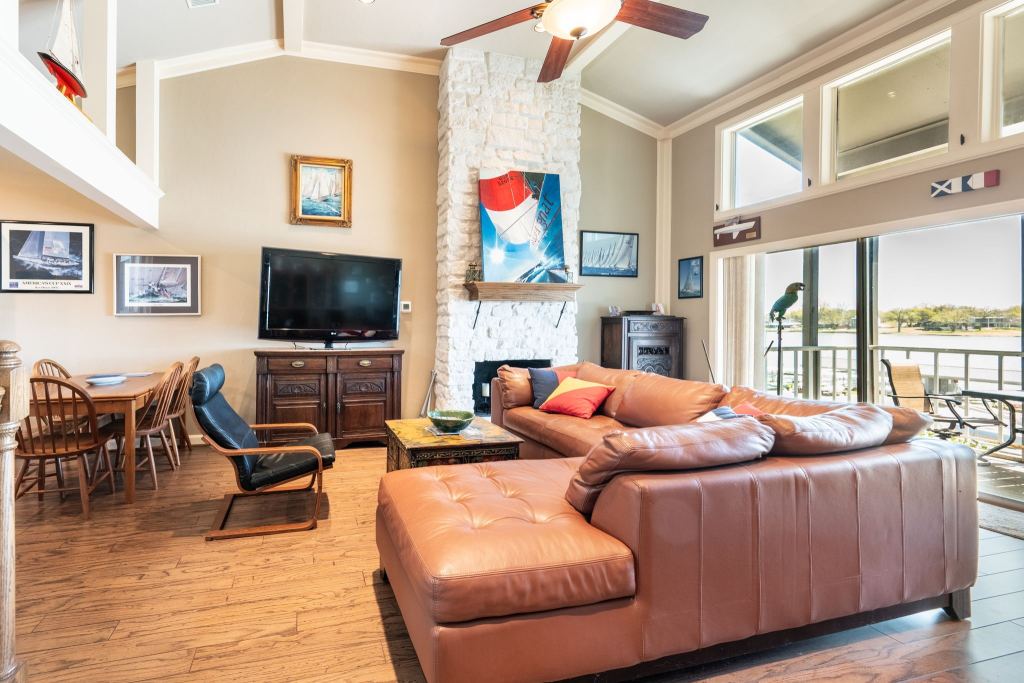 300 Rush Creek Drive B2, Heath, TX 75032 — photo 1