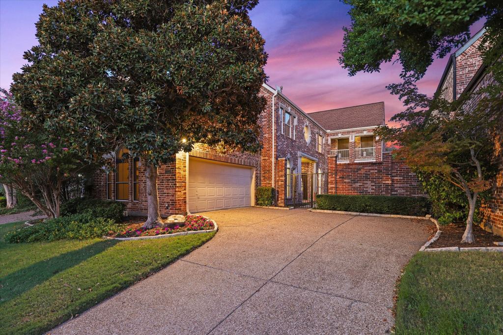 2820 Prestonwood Drive