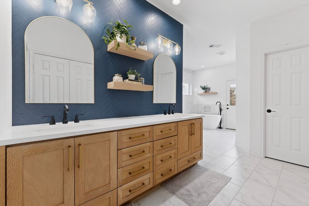 4018 Cobblers Lane