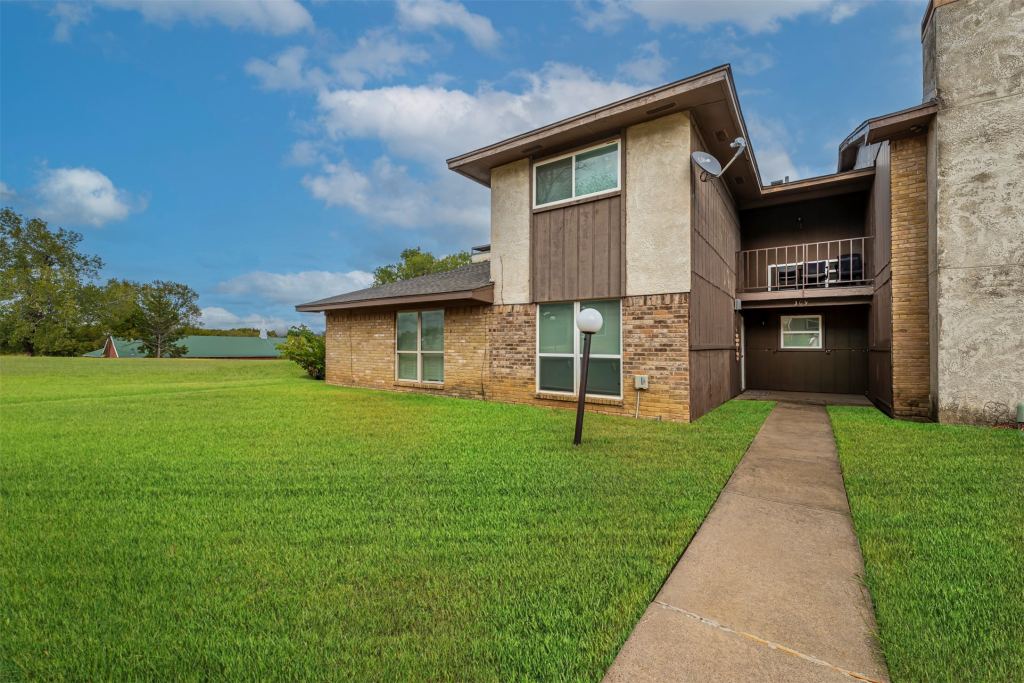 1402 S Carrier Parkway 309, Grand Prairie, TX 75051 — photo 1