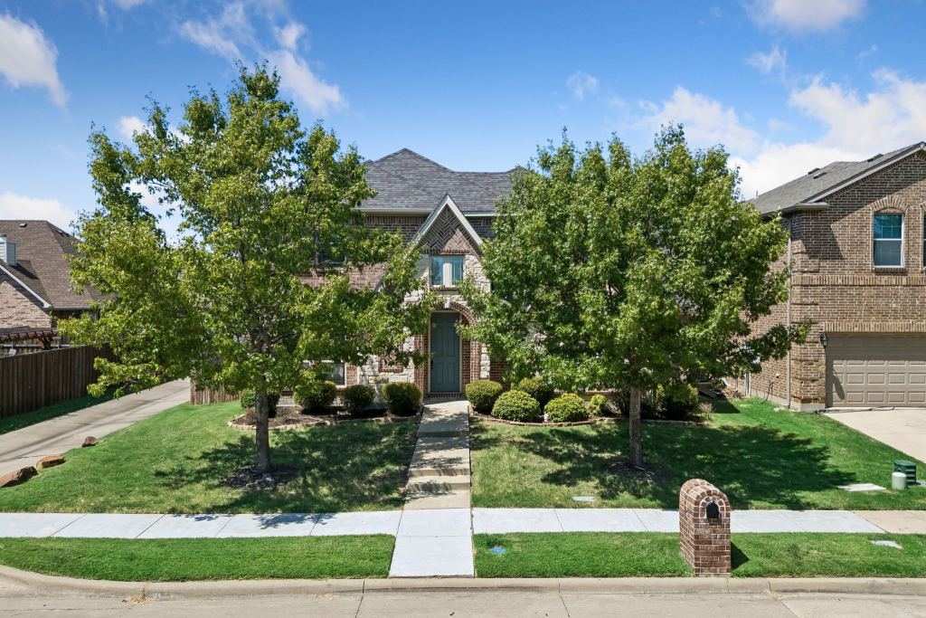 705 Austin Lane, Lavon, TX 75166 — photo 1