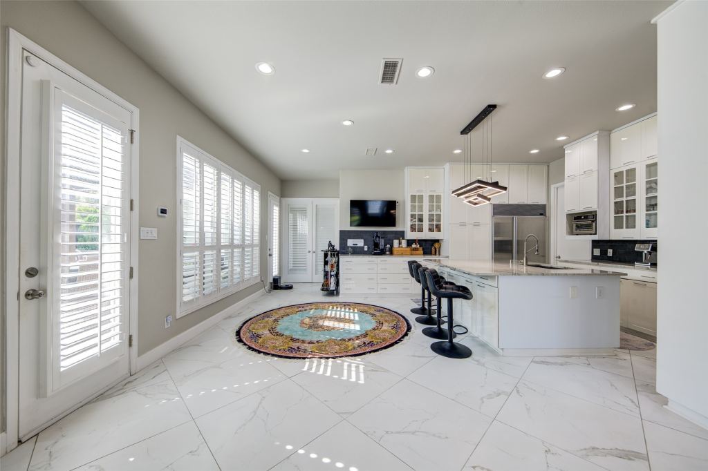 6604 Myrtle Beach Drive, Plano, TX 75093 — photo 1