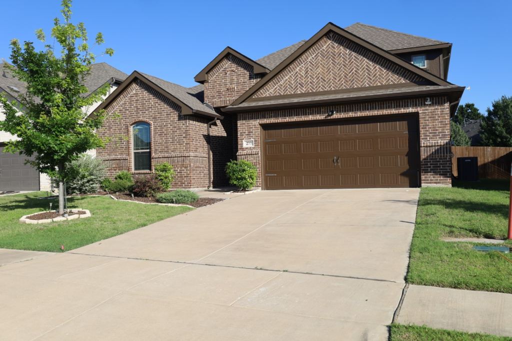 277 Allegheny Drive, Burleson, TX 76028 — photo 1