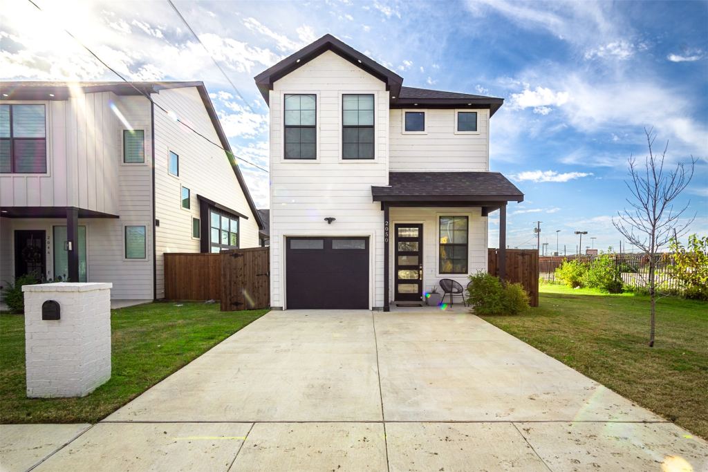 2050 Bickers Street, Dallas, TX 75212 — photo 1