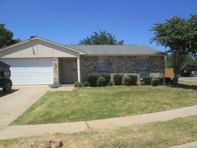 6329 Sunrise Drive, North Richland Hills, TX 76182 — photo 1