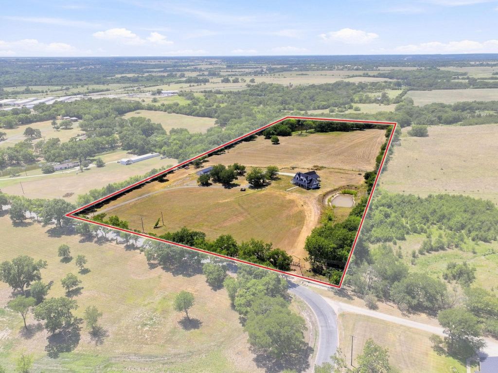639 Eisenhower Road