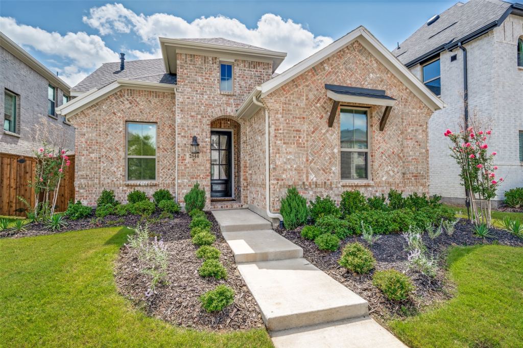 2844 Holland Court, Celina, TX 75009 — photo 1