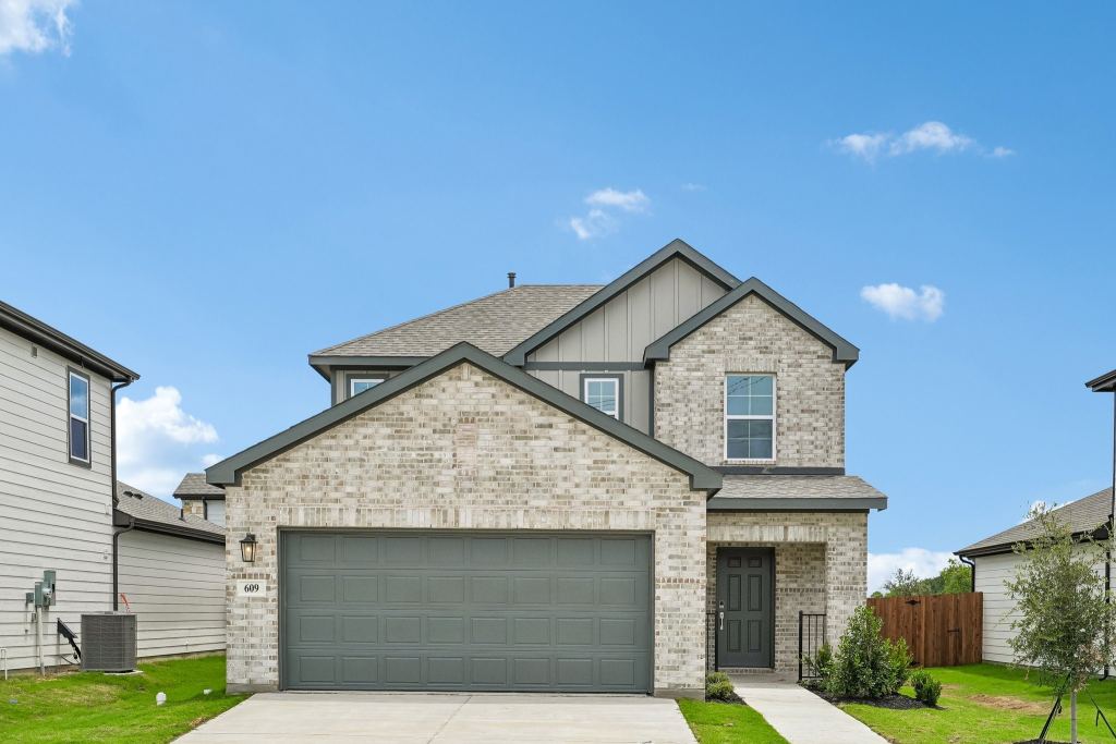 609 Teardrop Court