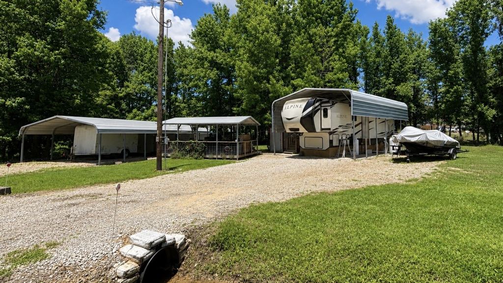 1063 Holiday Village Drive, Quitman, TX 75783 — photo 1
