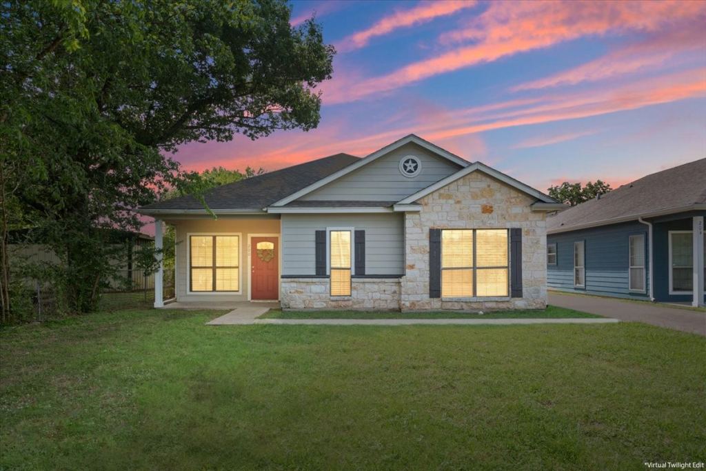 200 Garden Drive, Waco, TX 76706 — photo 1