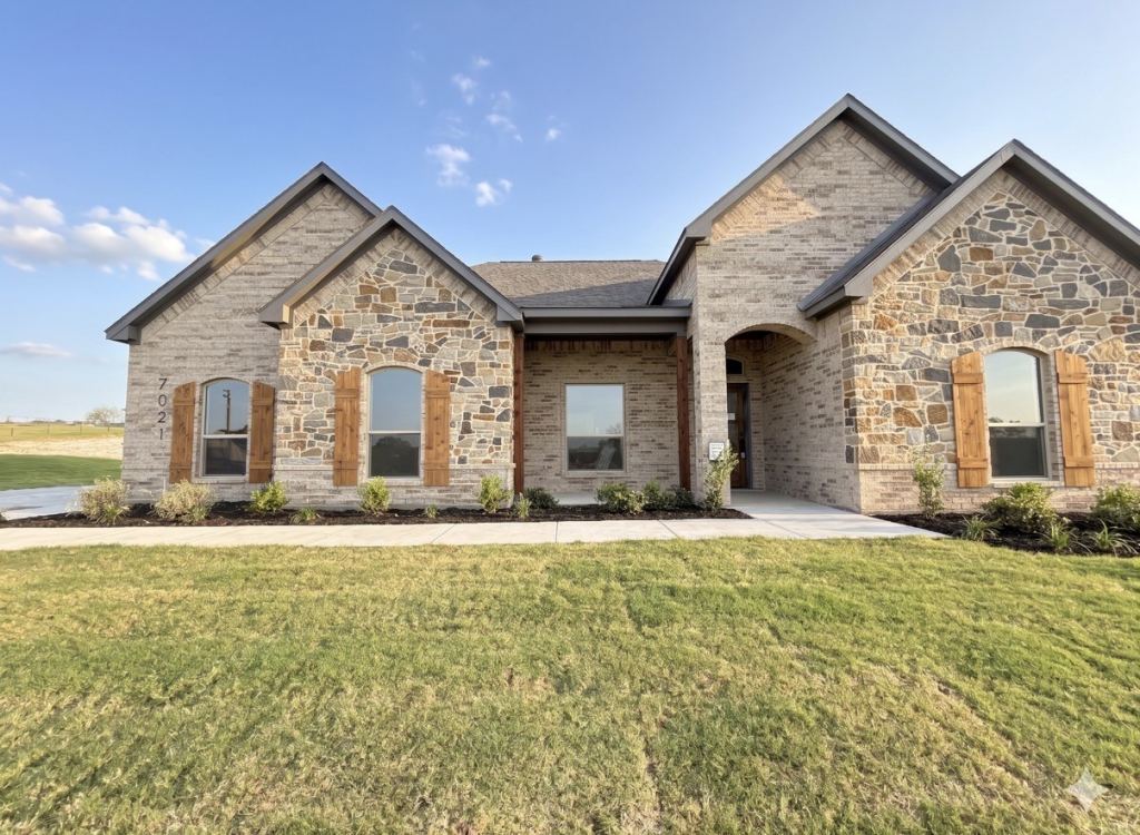 7021 Ranch View Place, Springtown, TX 76082 — photo 1