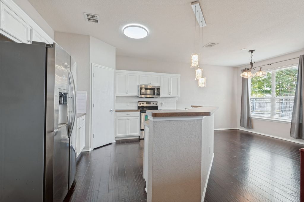 6441 Waterhill Lane, Fort Worth, TX 76179 — photo 1