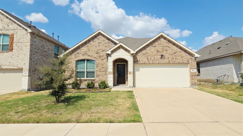 1218 Smoketree Lane, Princeton, TX 75407 — photo 1