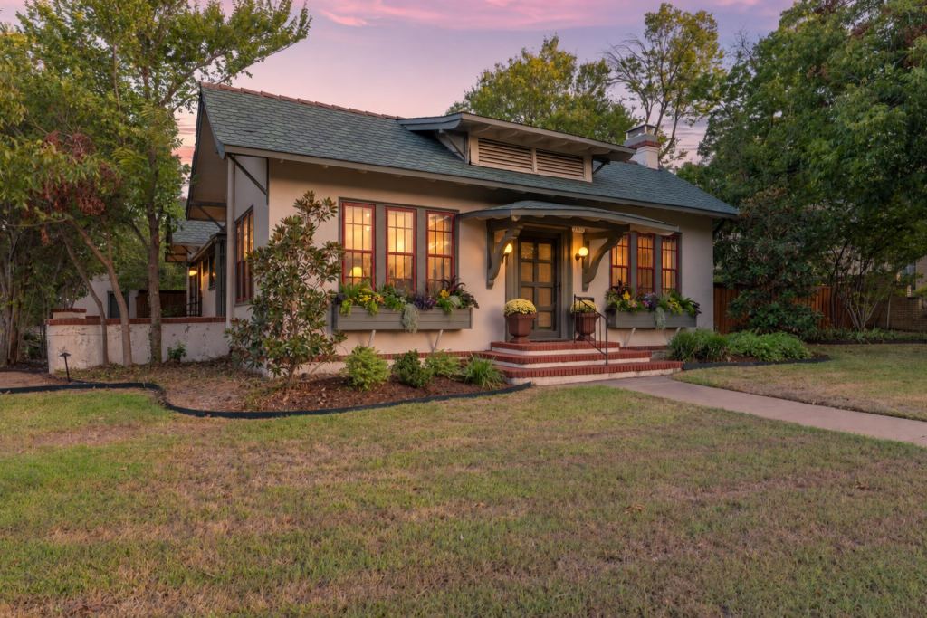2700 Washington Avenue, Waco, TX 76710 — photo 1